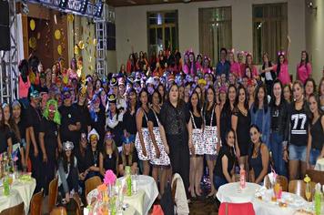 SMEQ REALIZA A 2ª EDIÇÃO DA NOITE DAS MULHERES DA REDE MUNICIPAL DE EDUCAÇÃO