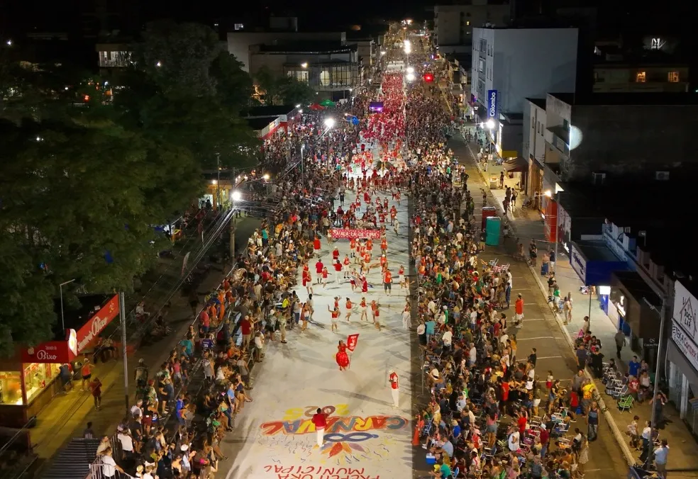 Chamamento pÚblico